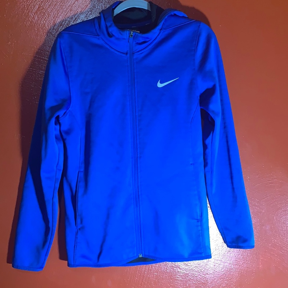 Blue Nike therma fit jacket